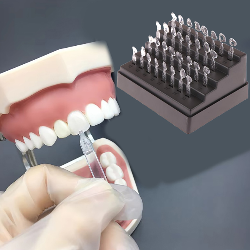Teeth Whitening Kit With Light - طقم قوالب قشور الأسنان 32 قطعة،